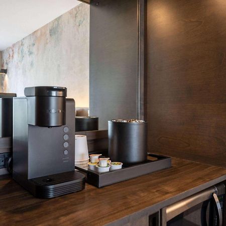 Отель Wyndham Westfield Экстерьер фото